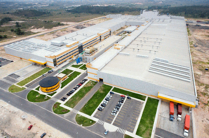 Фабрика шин Continental в бразильском штате Баия